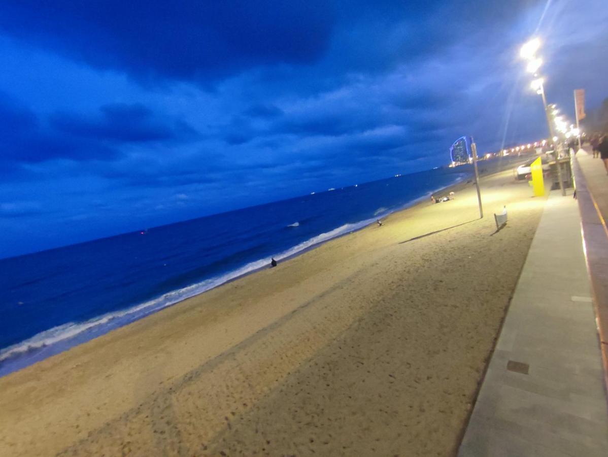 바르셀로나 Nice Flat Within Walking Range To The Beach 아파트 외부 사진