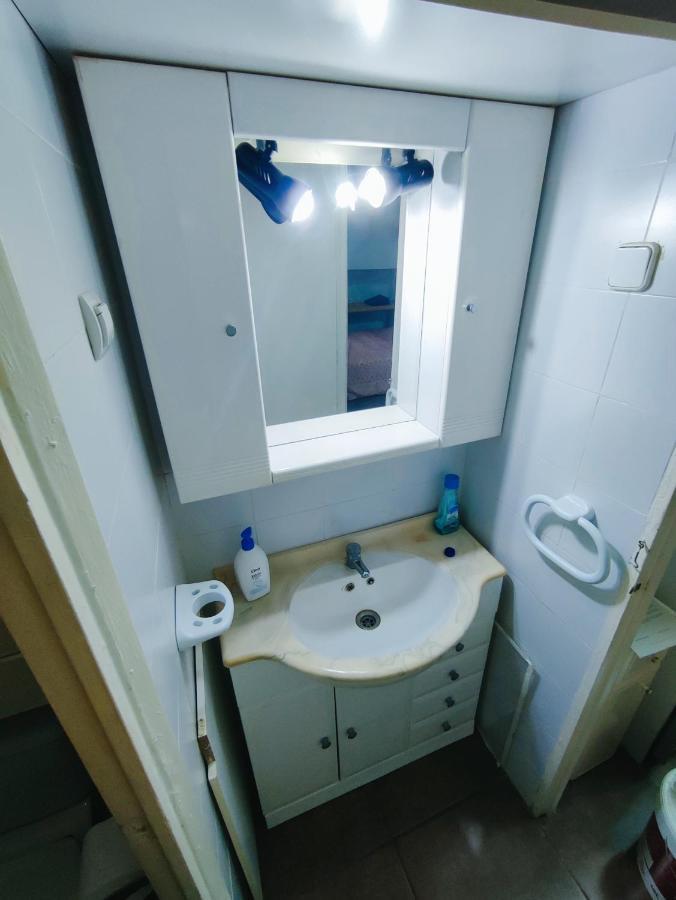 바르셀로나 Nice Flat Within Walking Range To The Beach 아파트 외부 사진