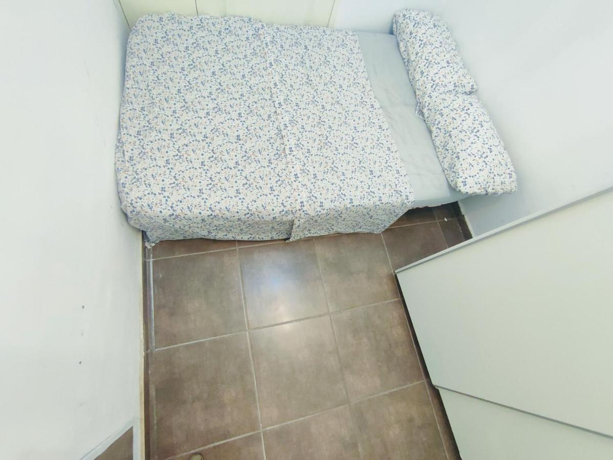 바르셀로나 Nice Flat Within Walking Range To The Beach 아파트 외부 사진