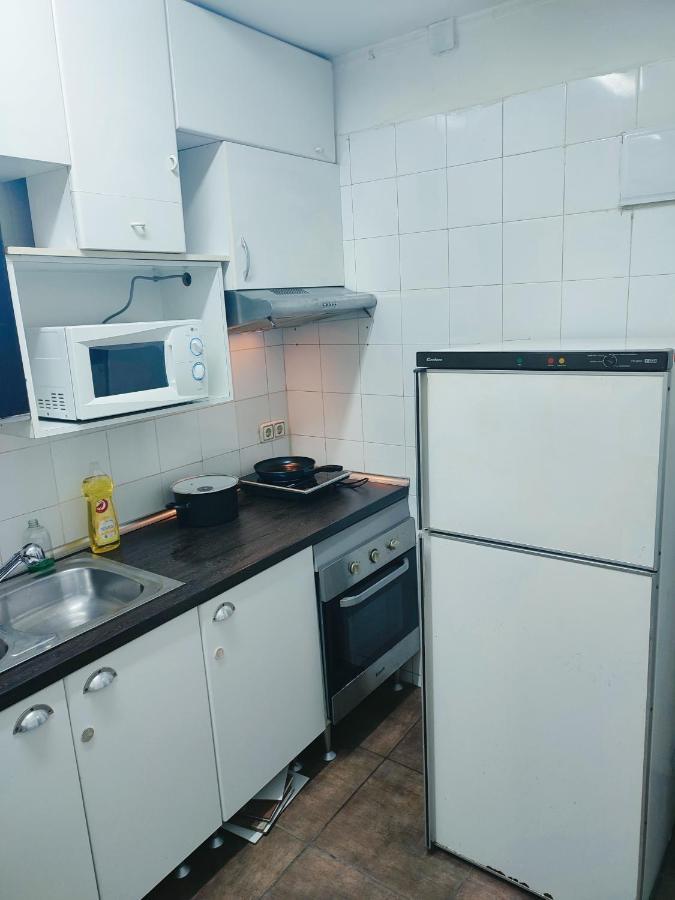 바르셀로나 Nice Flat Within Walking Range To The Beach 아파트 외부 사진
