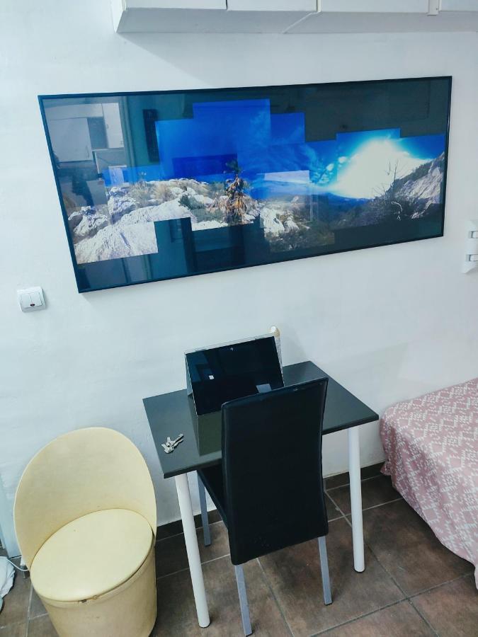바르셀로나 Nice Flat Within Walking Range To The Beach 아파트 외부 사진